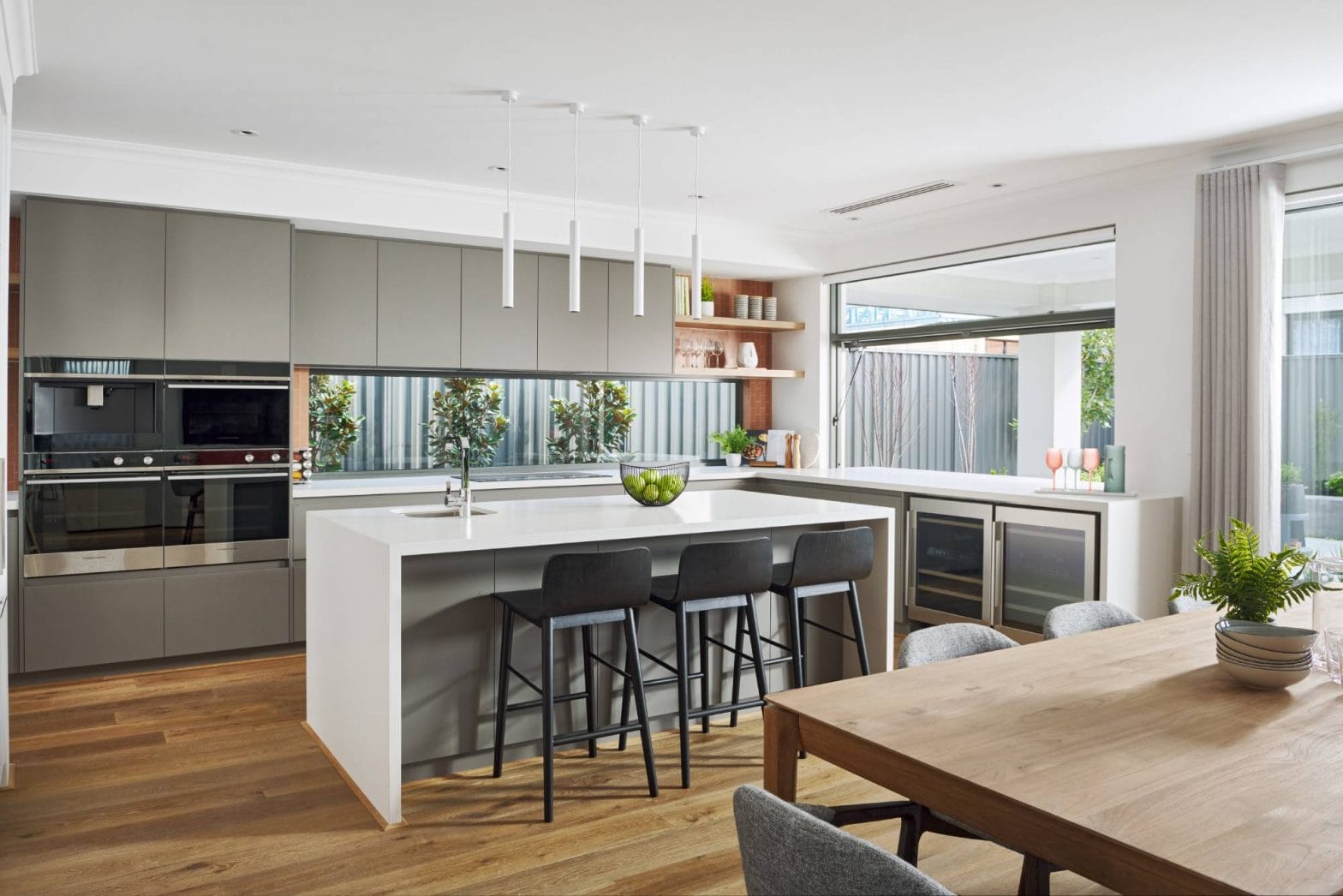4 SIGNS OF A WELL-DESIGNED KITCHEN