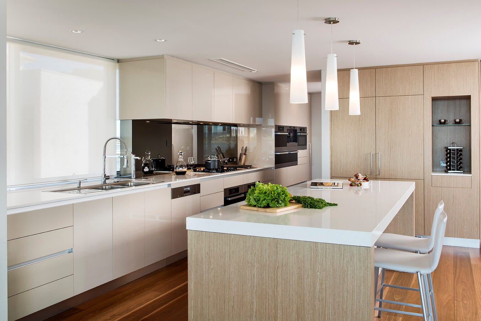 How To Add Personality To Your Neutral Kitchen
