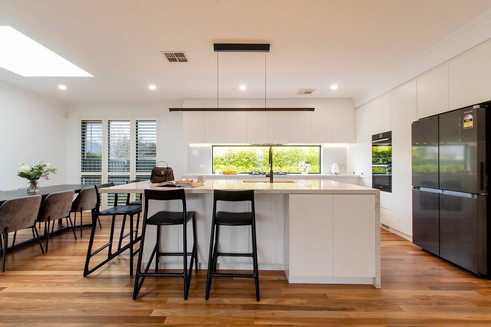 STS101-Harrisdale-045-1