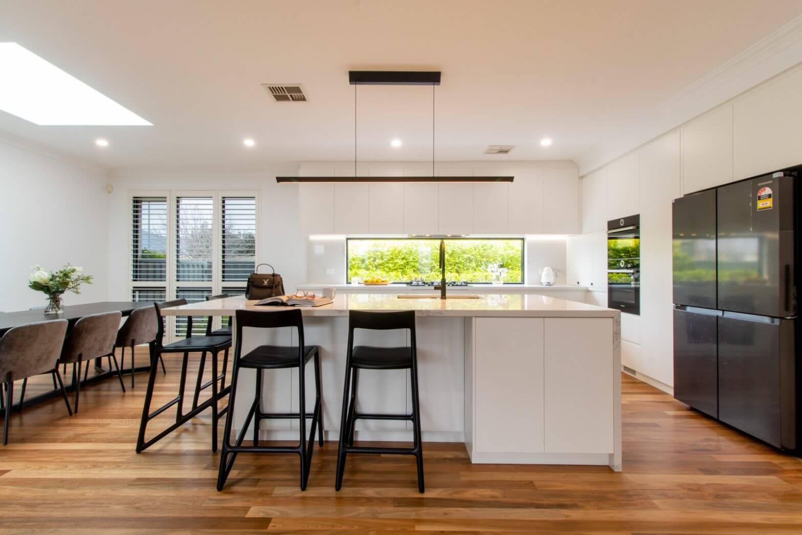 STS101-Harrisdale-045