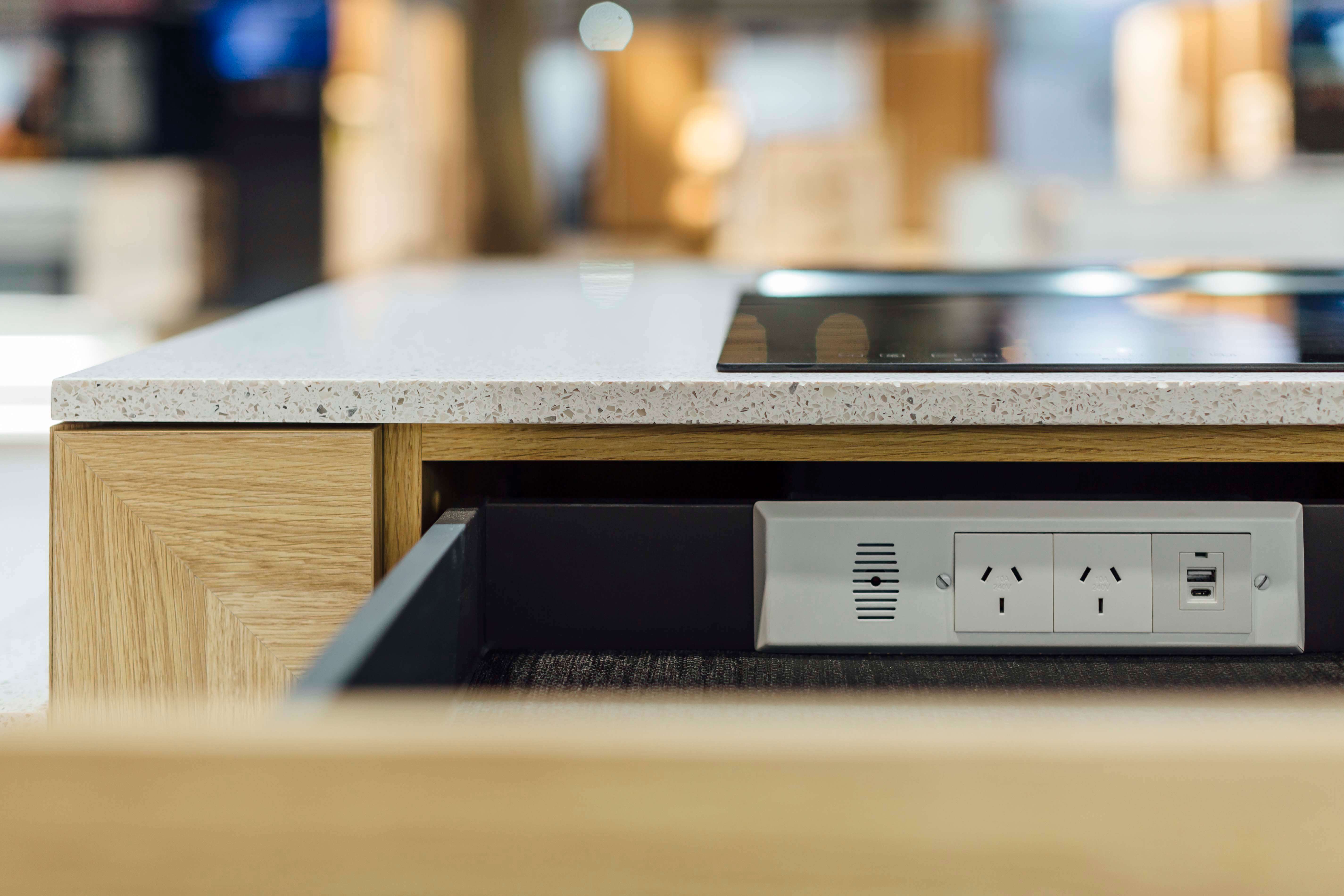 Docking Drawer
