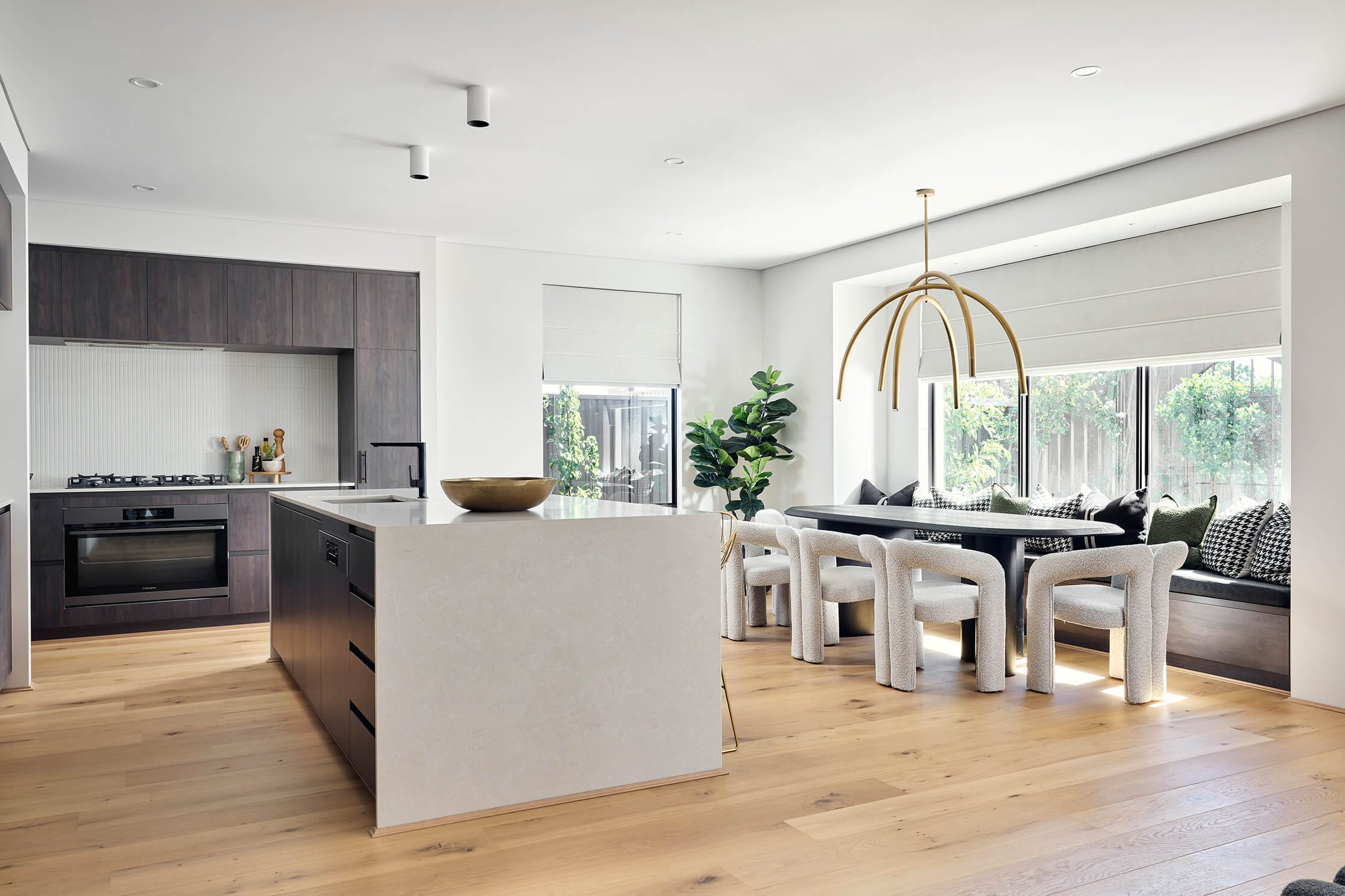 Lighting That Elevates Your Luxury Kitchen