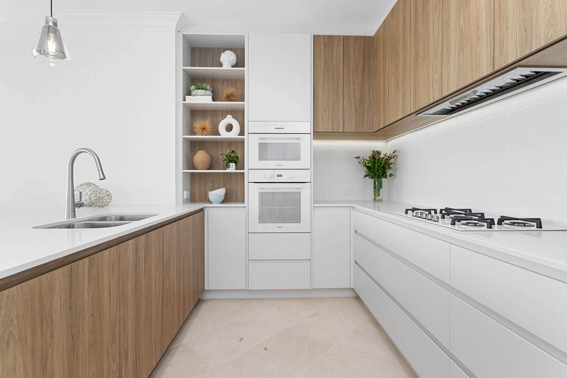 Modern Kitchen With Clean And Funtional Layout