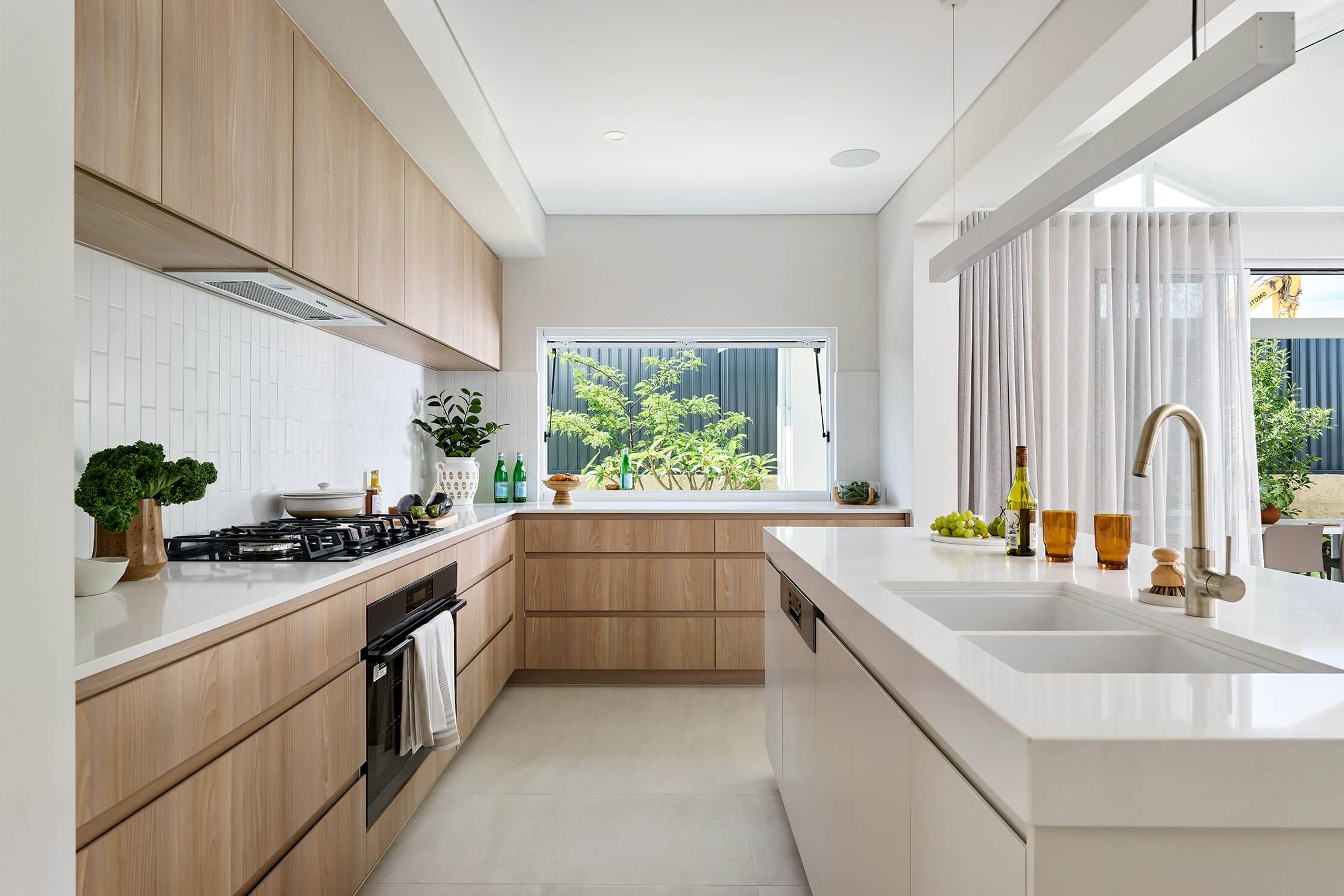 DAH_EssenceDisplayHome_Willagee_LR (21)